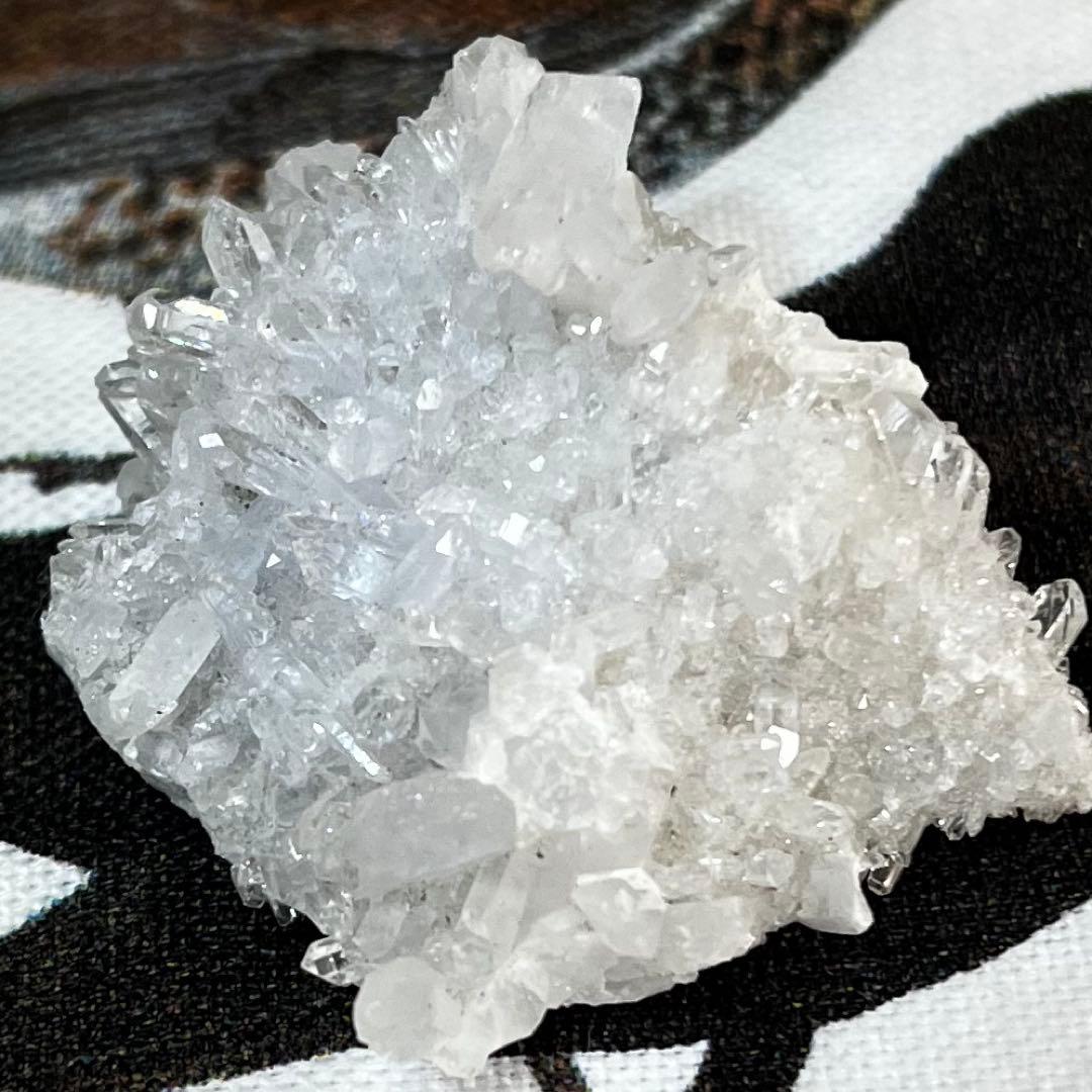 ⭐️高品質⭐️ヒマラヤ水晶 菊水晶 クラスター - メルカリ