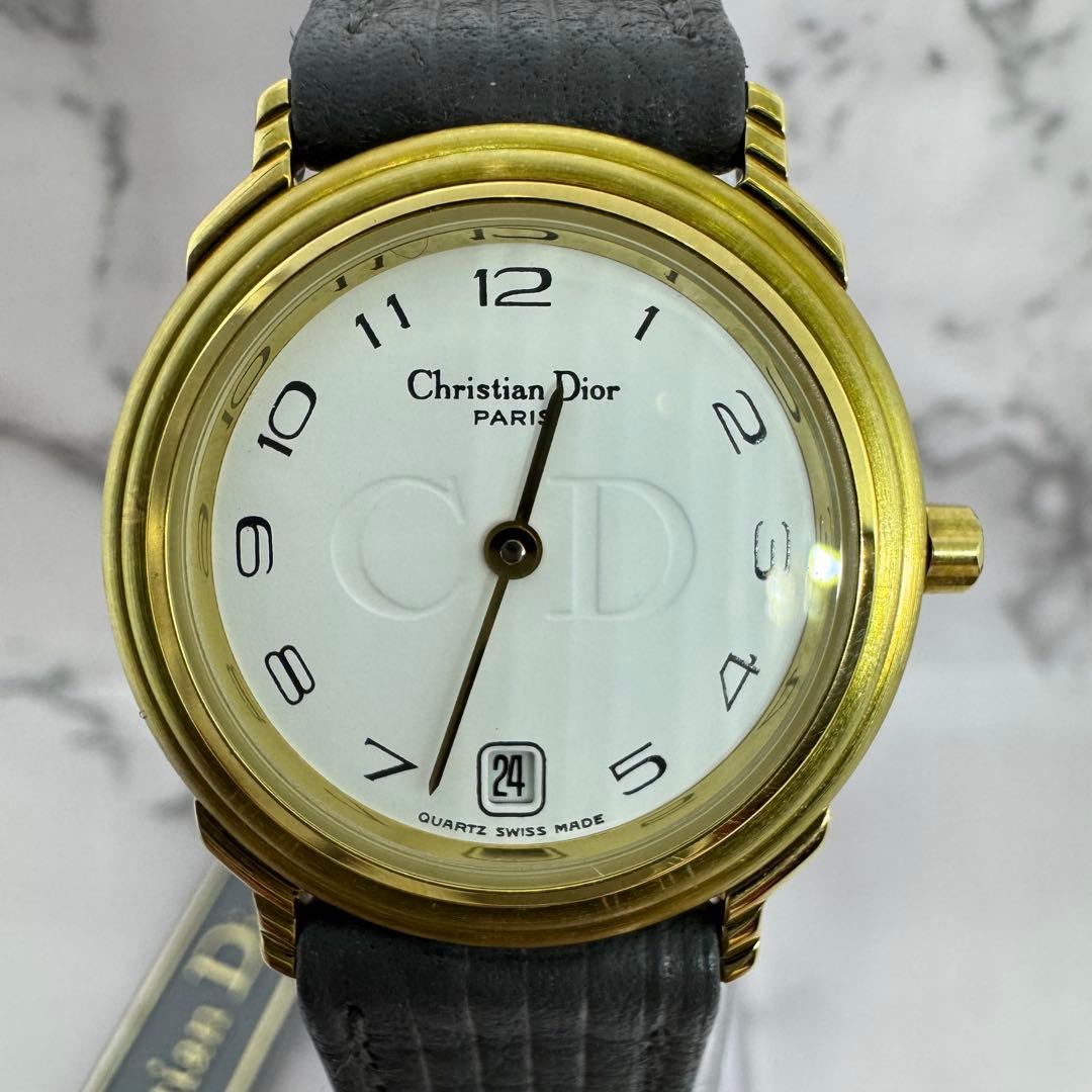 Christian Dior】CDロゴ文字盤 ゴールド クォーツ腕時計 デイト - メルカリ