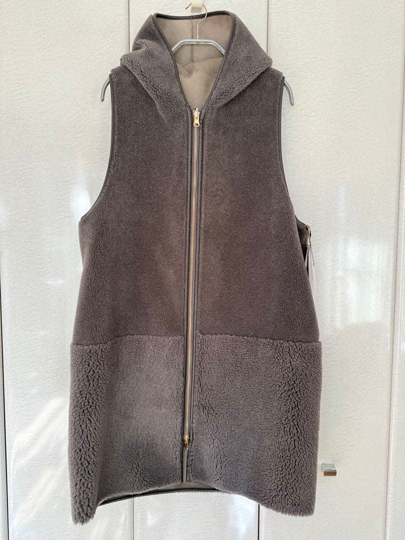 未使用　【RISLEY /リズレイ】フード付ボアベスト グレー 未使用 【RISLEY /リズレイ】フード付ボアベスト グレー - メルカリ