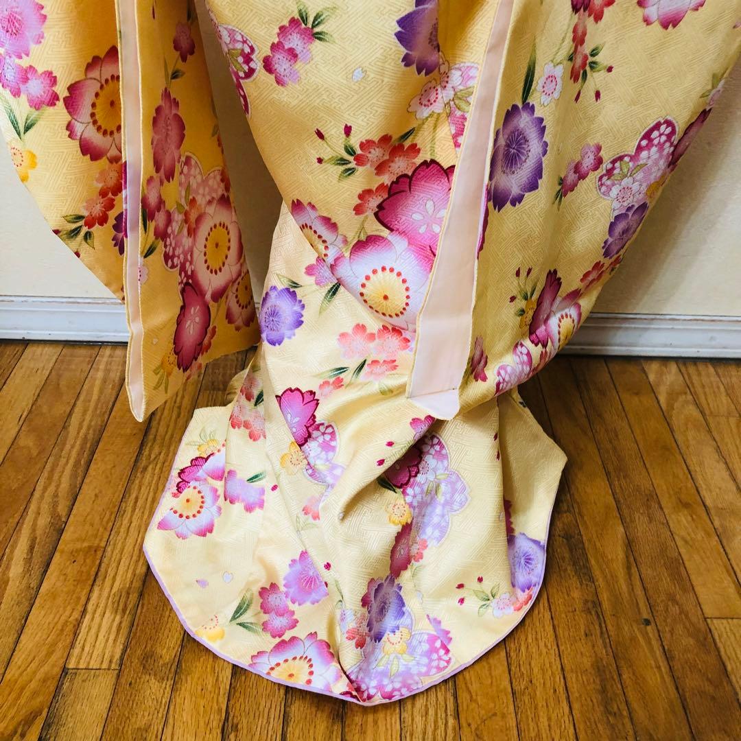 七五三七歳未使用着物‼️薄イエロー系⭐︎桜舞い散る