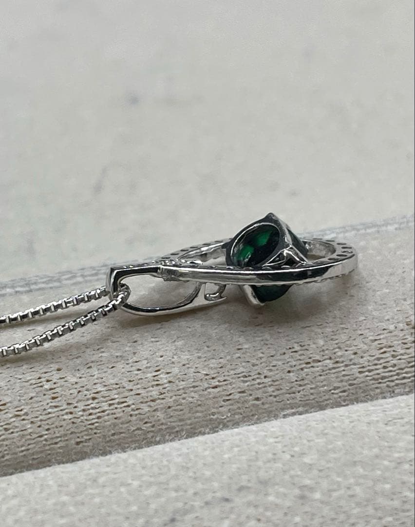 JB6☆高級 トラピッチェエメラルド0.66ct D K18WG ヘッド 鑑付 - メルカリ