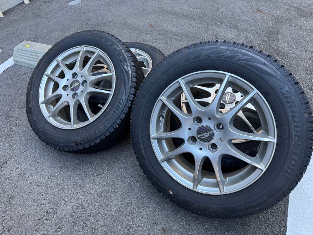 アクア　スタッドレスタイヤ175/65R15 X-ICE クロスビー アクア 175/65R15 スタッドレス | エックスアイス