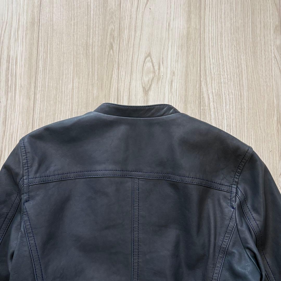 美品】23AW TOMORROWLAND レザージャケット 40 ネイビー - メルカリ