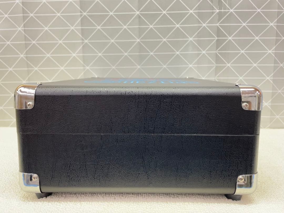 ION × スピッツ 30周年記念 レコードプレーヤー