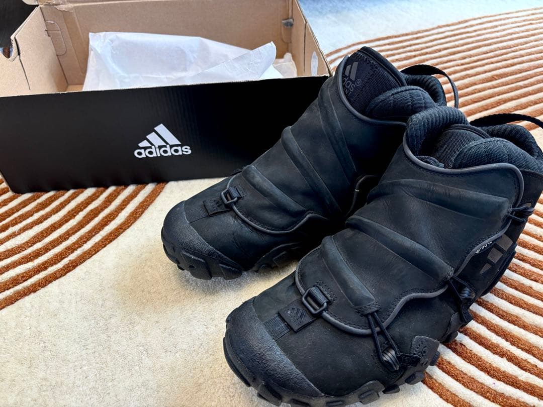 靴 28.5cm adidas RADLANDER