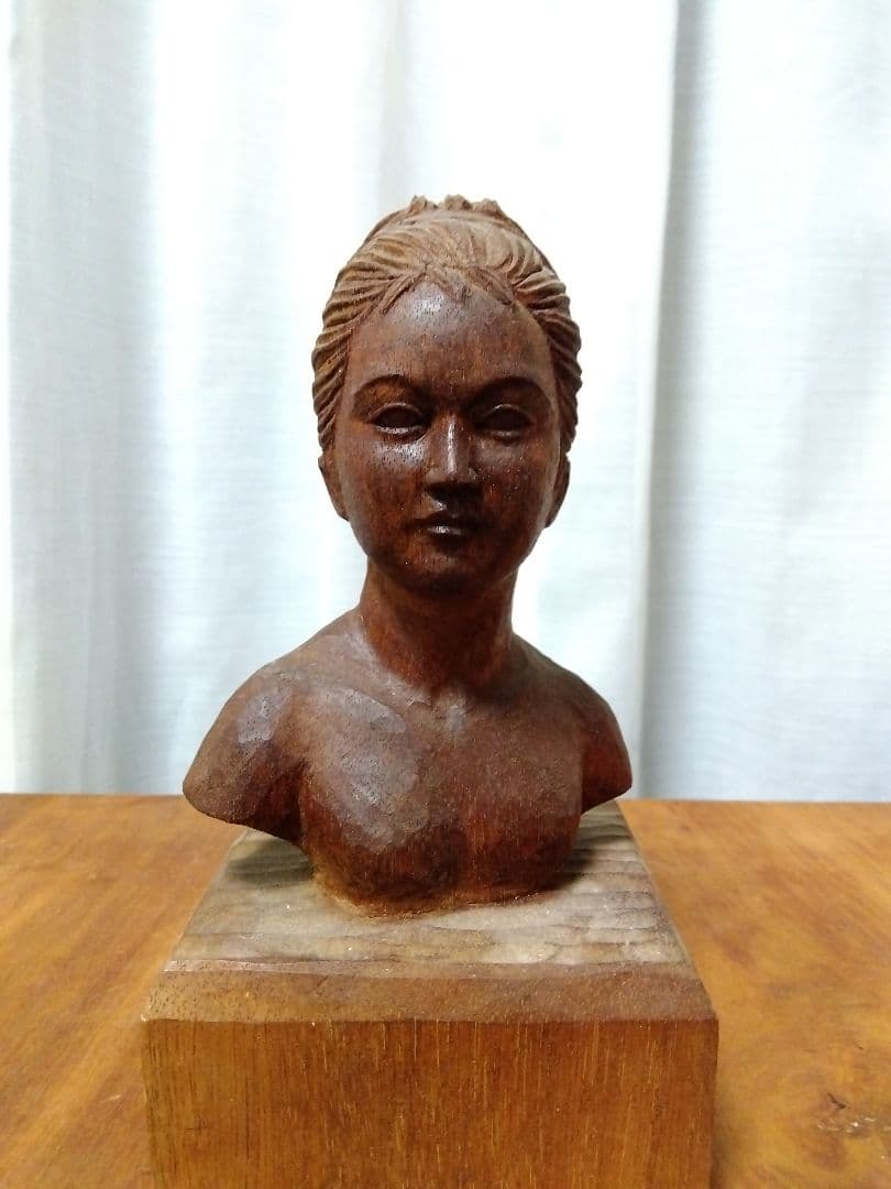 木製女性胸像彫刻 il_1080xN.7554910277_4yvm.jpg