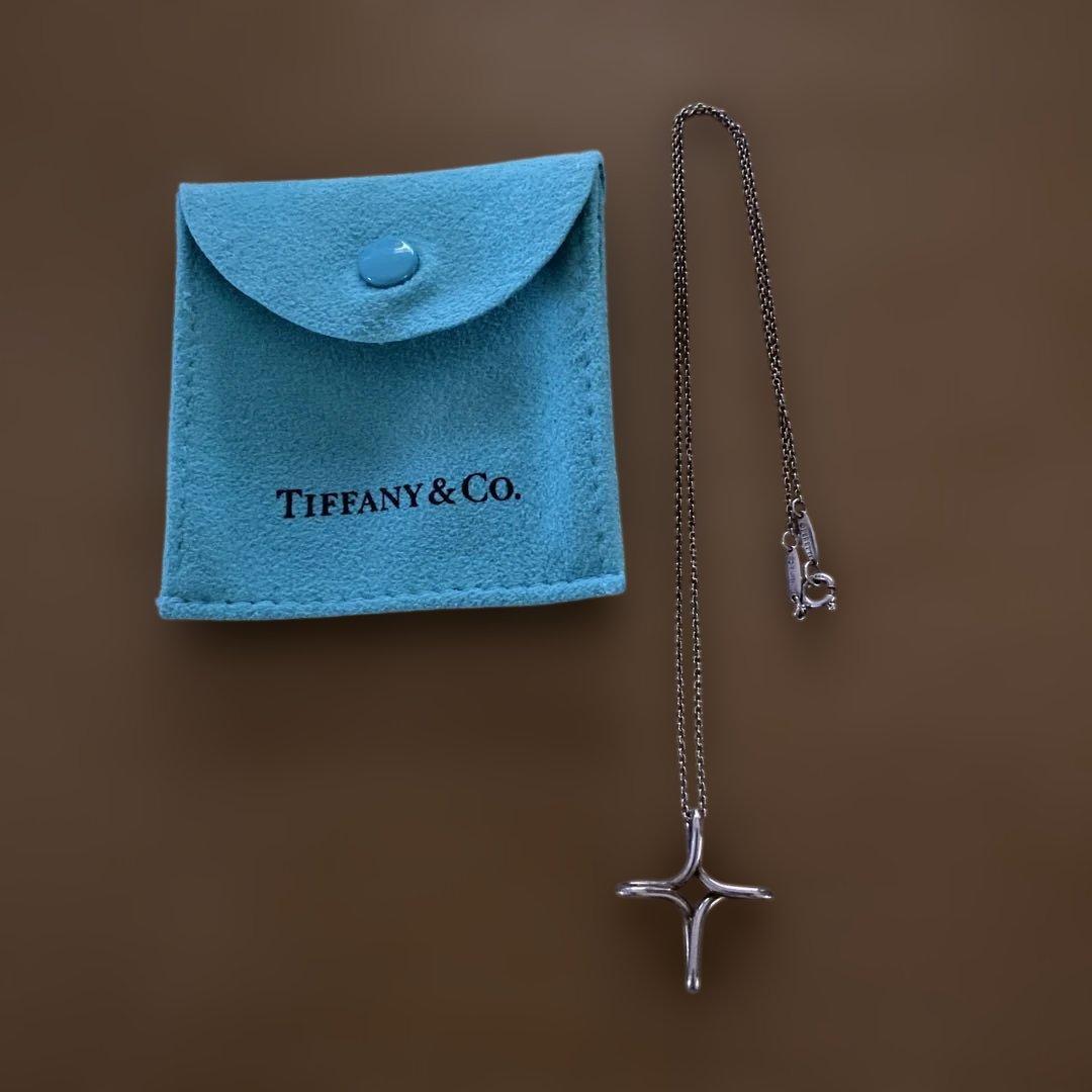 Tiffany & Co. シルバー925 クロスネックレス TIFFANY&Co.（ティファニー） 新品同様 シグネチャー クロス