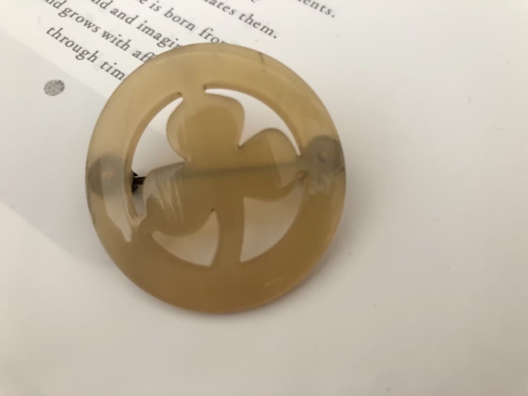 ミナペルホネン clover ブローチ卸売 通販