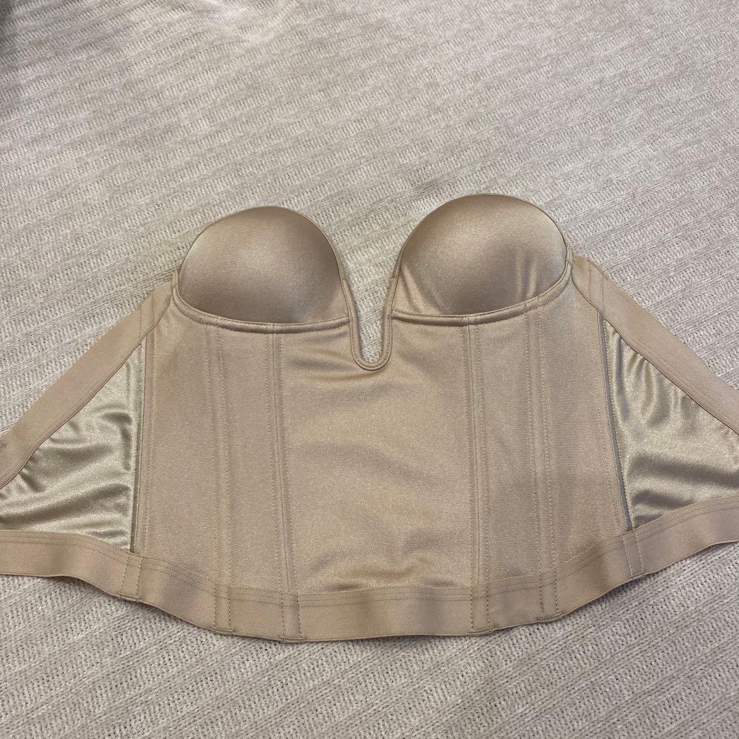 La Venus ビスチェ ラビーナビスチェ C70(上のみ) - メルカリ