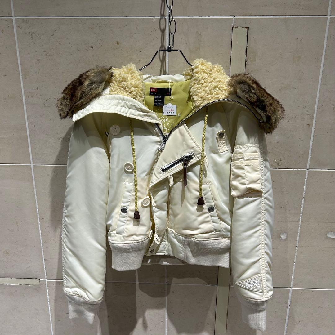 ディーゼル diesel n-2b 激レアデザイン ホワイト アーカイブ - メルカリ