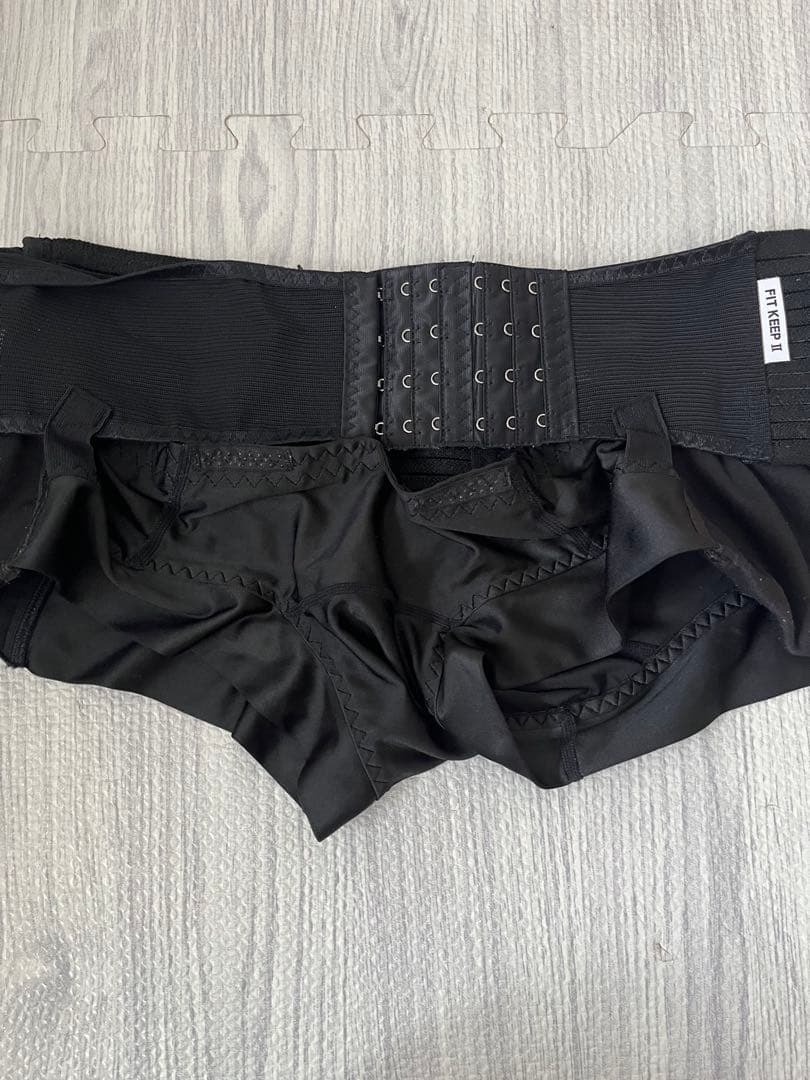 m*o様 FIT KEEP Ⅱ フィットキープ 2 骨盤ベルト fitkeep(フィットキープ)2骨盤ベルトの履き方・つけ方 | CLOVERC