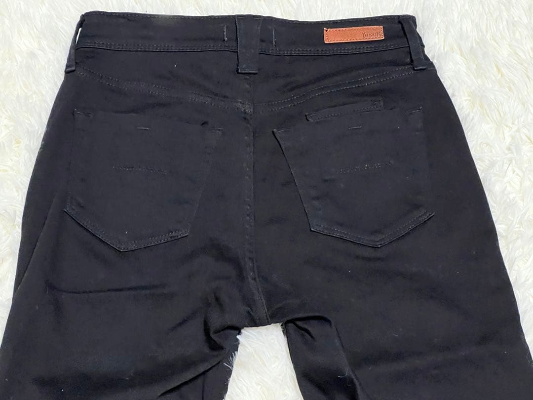 《極美品》YANUK ヤヌークRUTH スリムテーパードデニムW23 ブラック