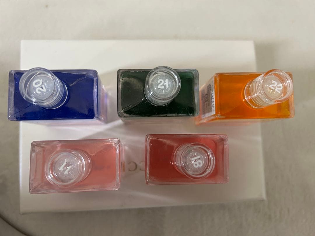 《かおりん》オーラソーマイクイリブリアム10本セット