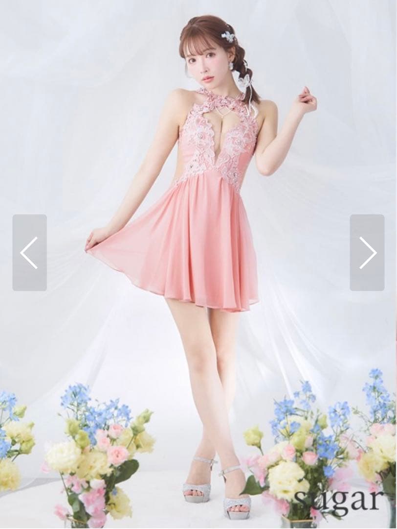 三上悠亜着用 刺繍入りハイネックナイトドレス