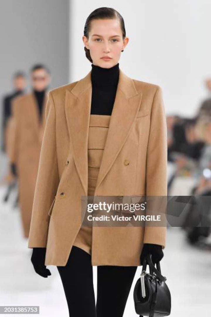 MAX MARA SFILATA マックスマーラ タキマキ着用 ジャンプスーツ - メルカリ