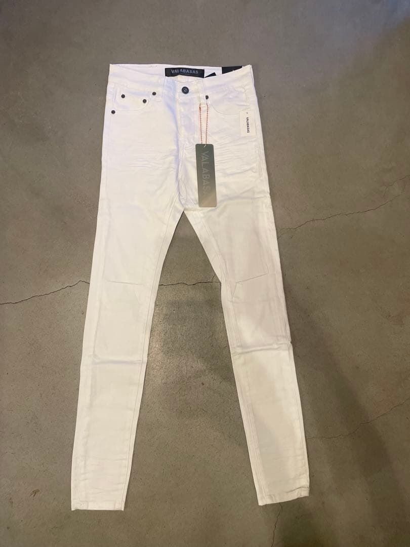 新品】 VALABASAS スキニー ホワイト サイズ28 早い者勝ち‼️ - メルカリ