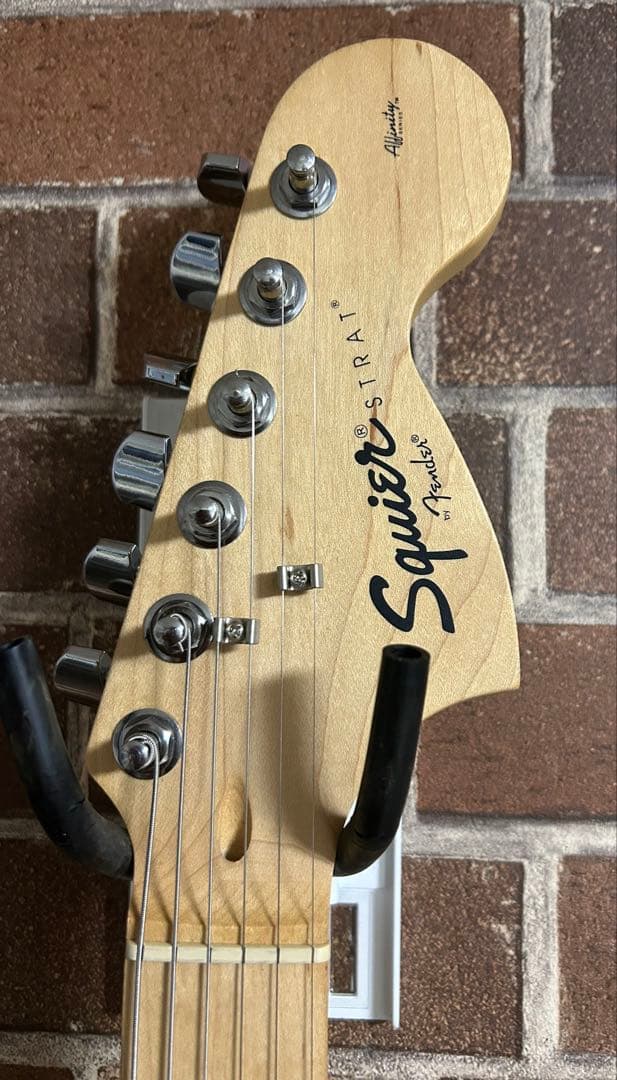 s*o様 早い人勝ち スクワイヤー ストラトキャスターリア、センター交換