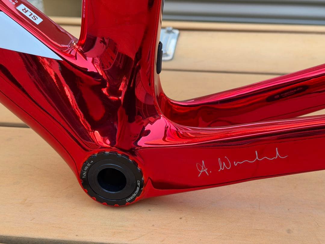 レアカラー】TREK Madone SLR Gen6 フレームセット後期モデル - メルカリ