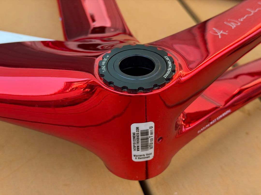 レアカラー】TREK Madone SLR Gen6 フレームセット後期モデル - メルカリ