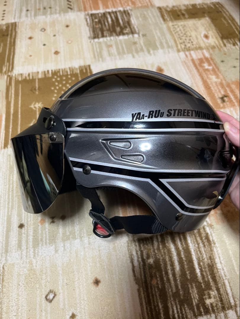 ヤールーヘルメット シルバーヴィンテージ 沖縄 オートバイ ヘルメット