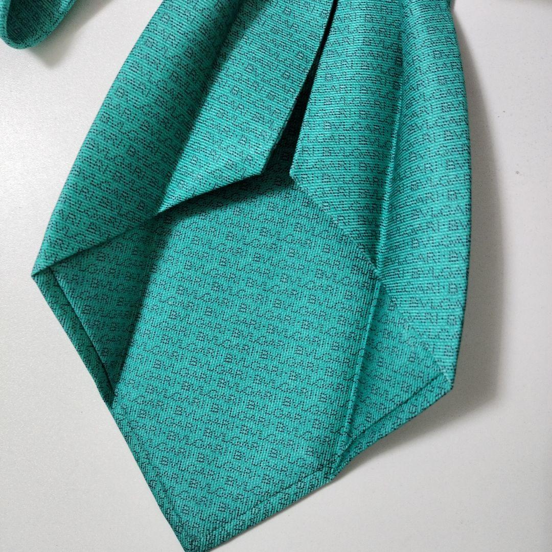 ブルガリ 総柄ネクタイ エメラルドグリーン系 セッテピエゲ Italy製 美