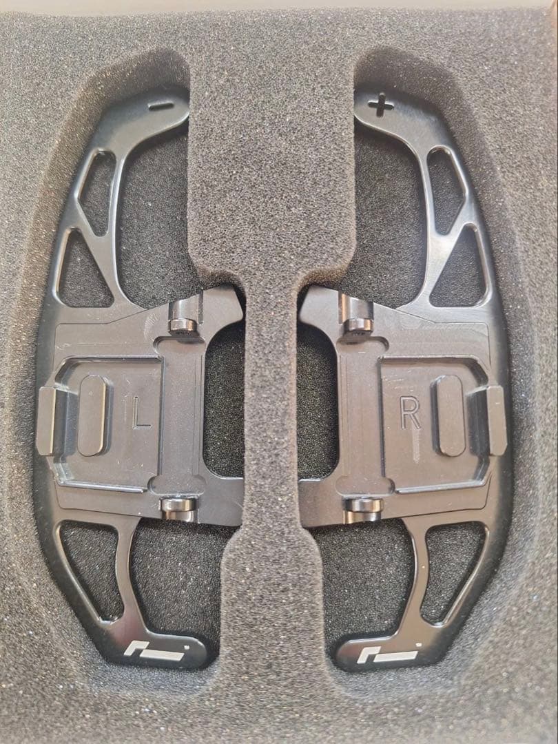 ゴルフ7/7.5r.gti レーシングライン DSGパドルシフト ピアノブラック