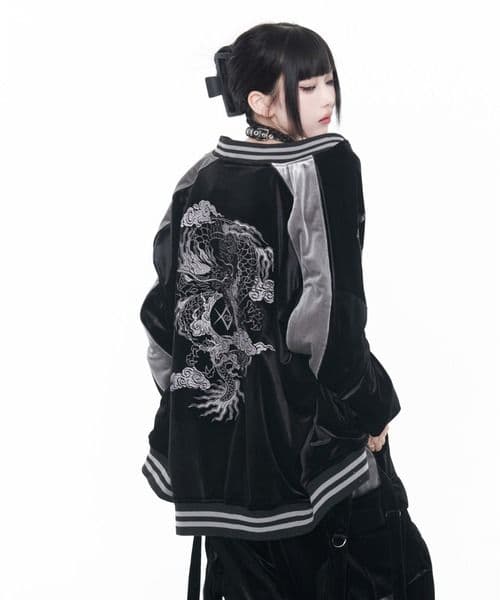 REFLEM/レフレム』ドラゴン刺繍ベロアスカジャン Black - メルカリ