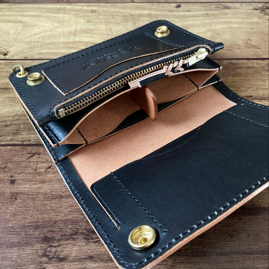 お札を折らずに収納】国産ステアハイド トラッカーウォレット150