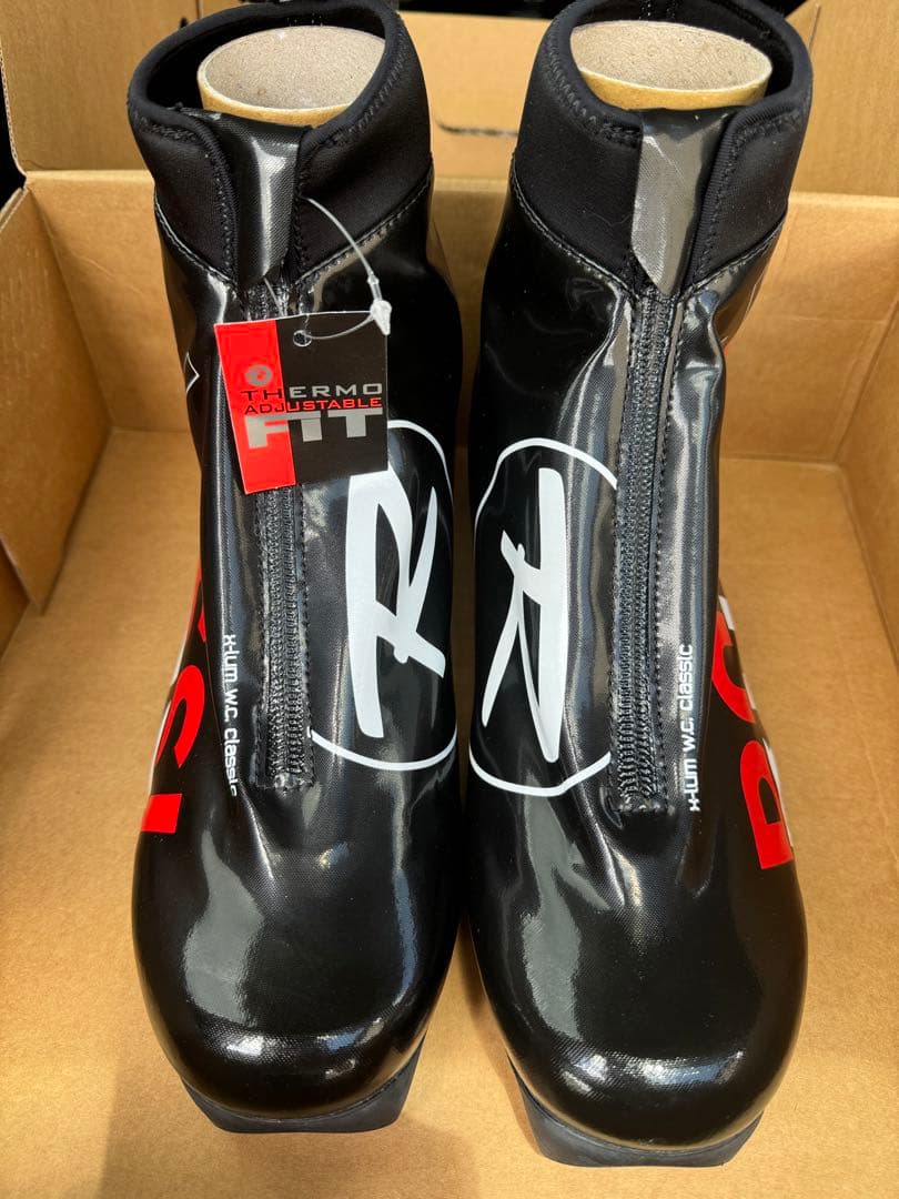 専用 Rossignol クロスカントリー スキー用ブーツ EU42