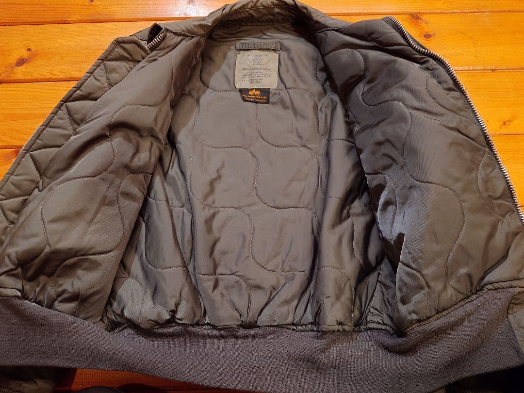 中田商店購入 US製 フライトジャケットCWU45P パッチ付 Mサイズ - メルカリ