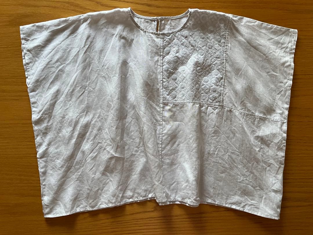 中川政七商店 亜麻の花七宝刺繍 プルオーバー 薄墨 - メルカリ