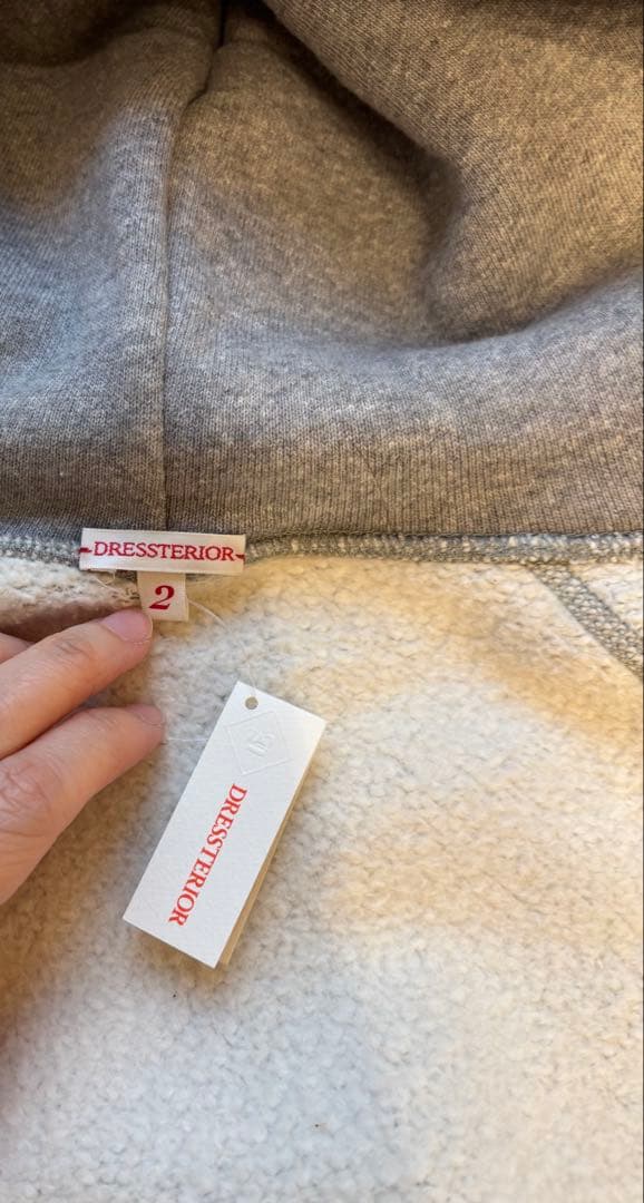 《新品タグ付》DRESSTERIOR(ドレステリア）大人気グレーパーカー