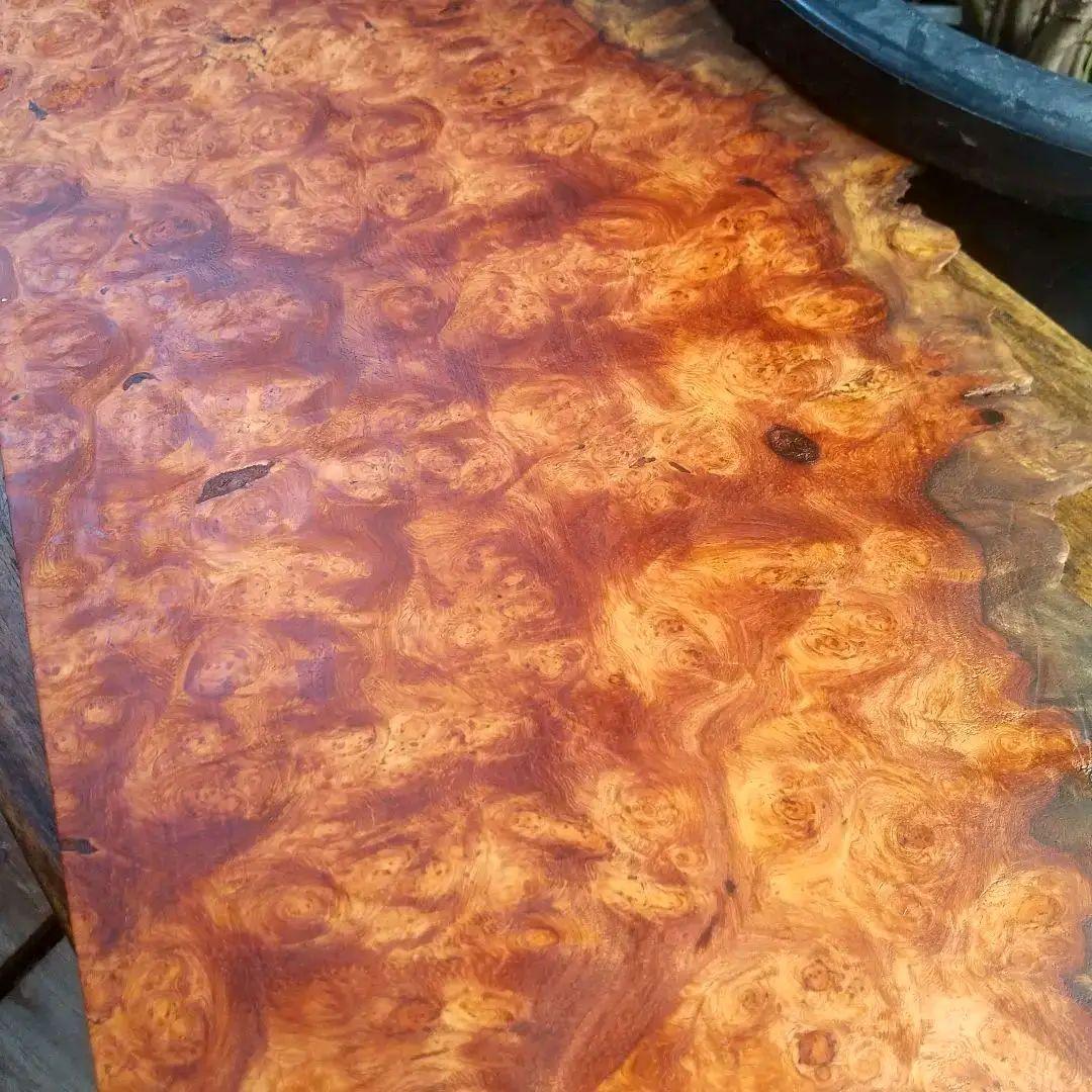 花梨瘤極上杢 紅白 玉杢 葡萄杢 一枚板 花台 飾り台 - メルカリ