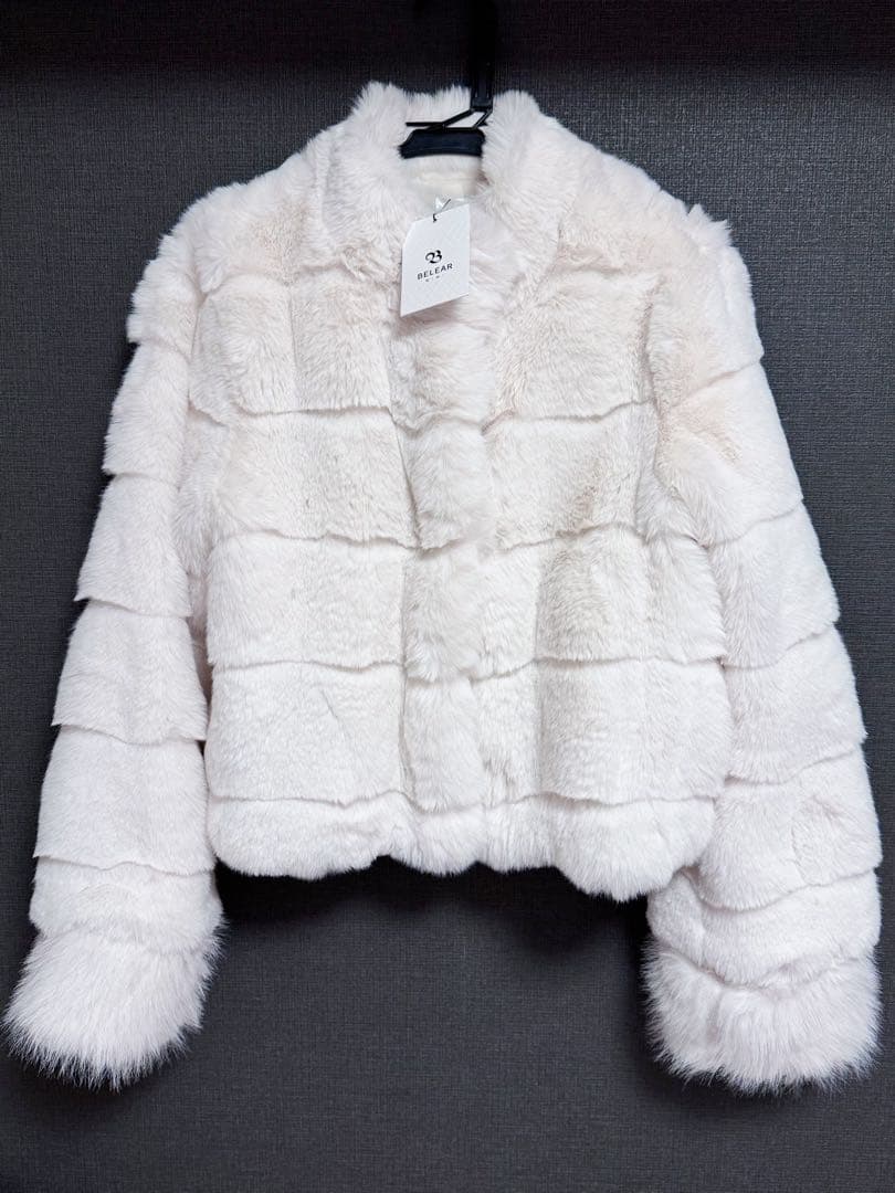 BELEARMIMI ベリアミミ ボリュームファーコート white - メルカリ