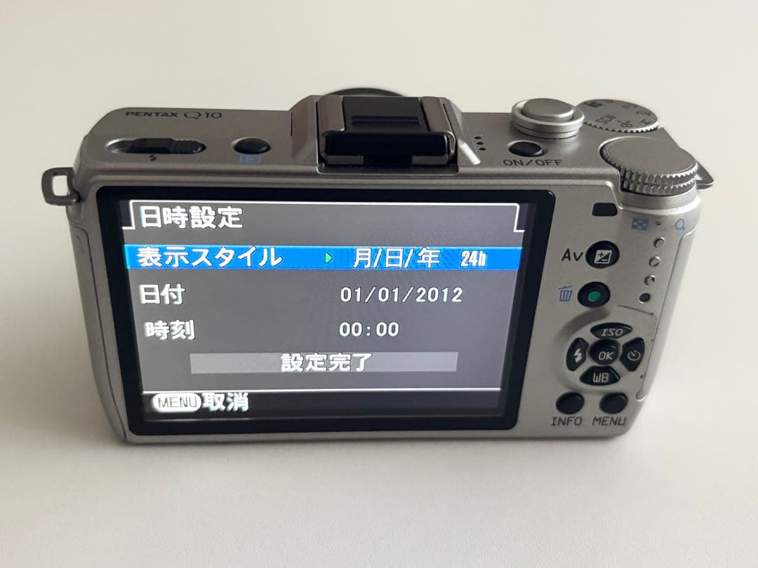 レンズ3本付き！ PENTAX Q10 レンズセット シルバー - メルカリ