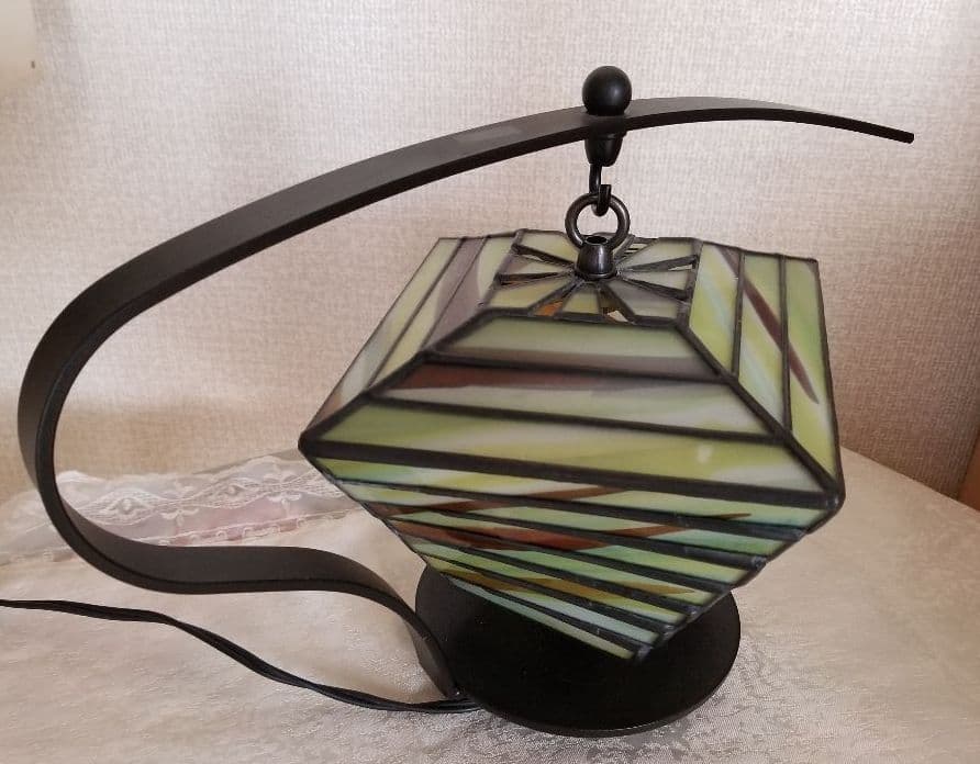 ステンドグラスの和風ねじれランプ ステンドグラス和風ランプ☆彡『夜風』 スタンドライト・テーブル