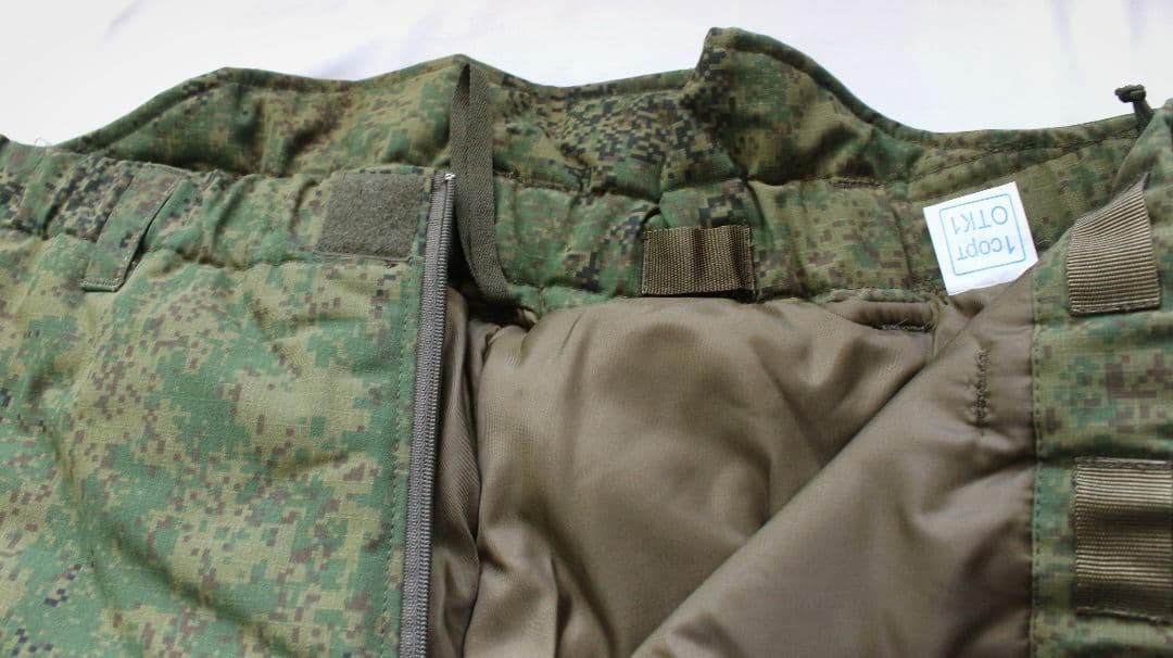 ロシア軍 新品 実物 BTK製 VKBO レイヤー8 冬用 防寒着 52-4 - メルカリ