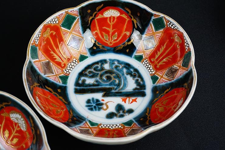 古伊万里色絵手描染付絵付け花形向付五客 - メルカリ