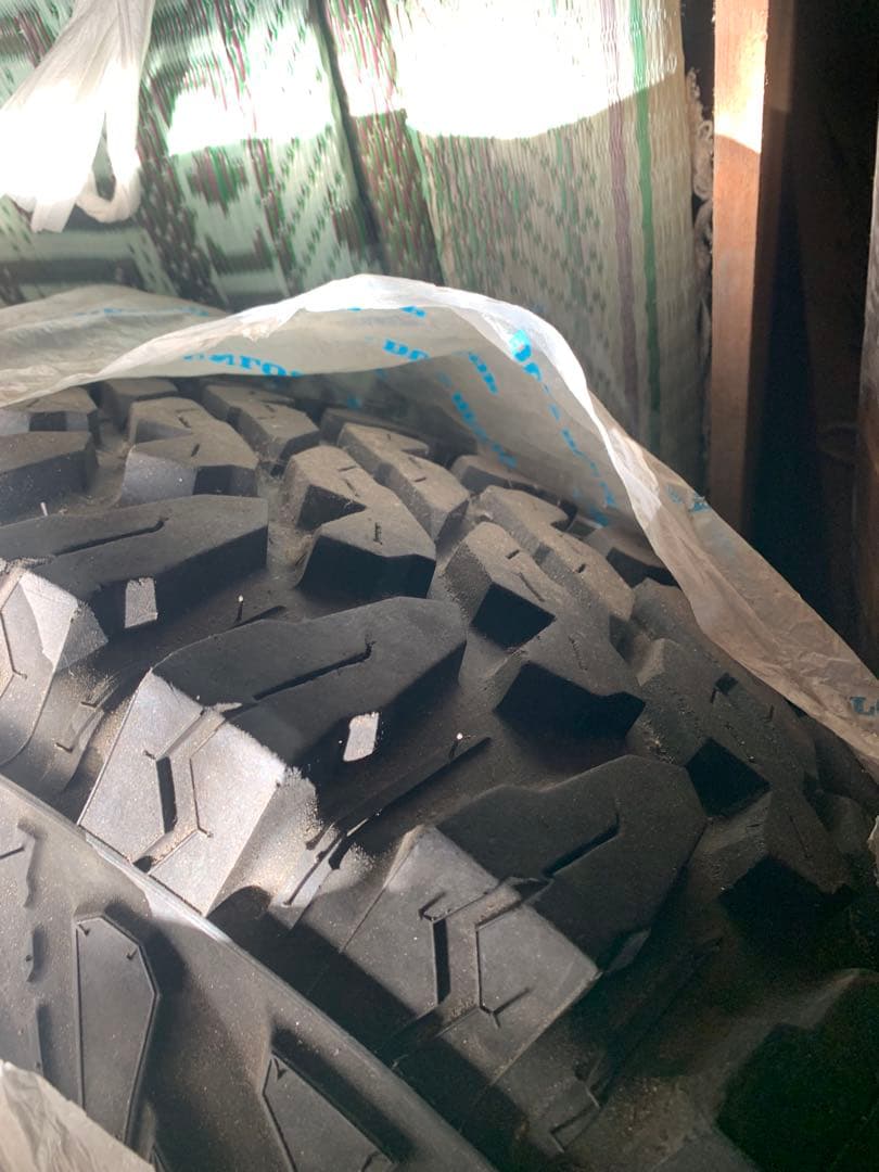 YOKOHAMA GEOLANDAR M/T 285/70R17 4本着払い必須 - メルカリ