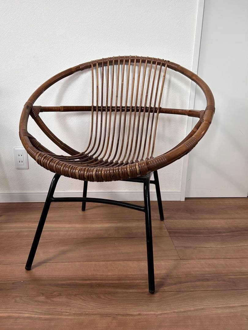 ラタンとスチールの円形椅子 楽天市場】仏前用 ラタン 丸型 ミニスツール 天然籐 金襴正座椅子 イス