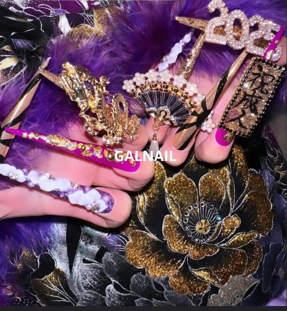 限定➕料金なし即日発送可能成人式ネイルチップロングポイントギャル