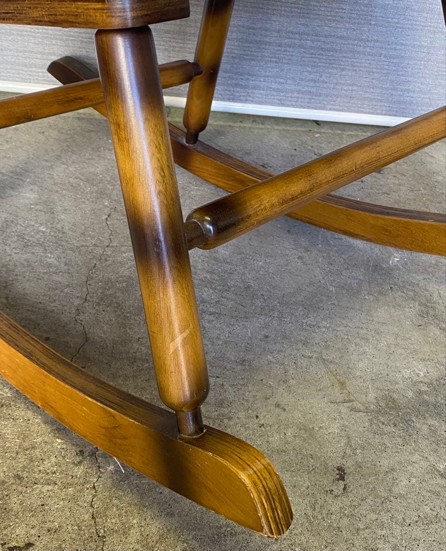 ☆TOYO FURNITURE ロッキングチェア 東洋ファニチャー 札幌から - メルカリ