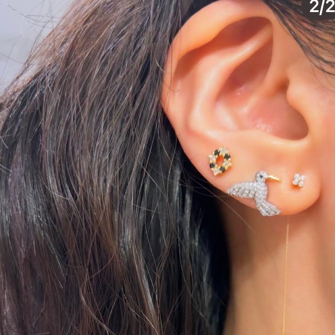 クアラントット ピアス 片耳 ハミングバード - メルカリ