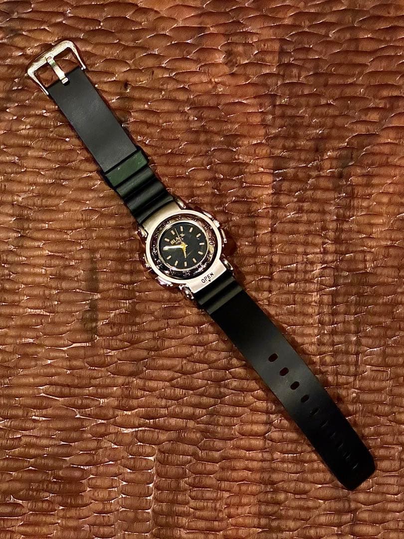 レア 希少 ニッカ ウイスキー 腕時計 BLACK NIKKA 方位磁針 - メルカリ