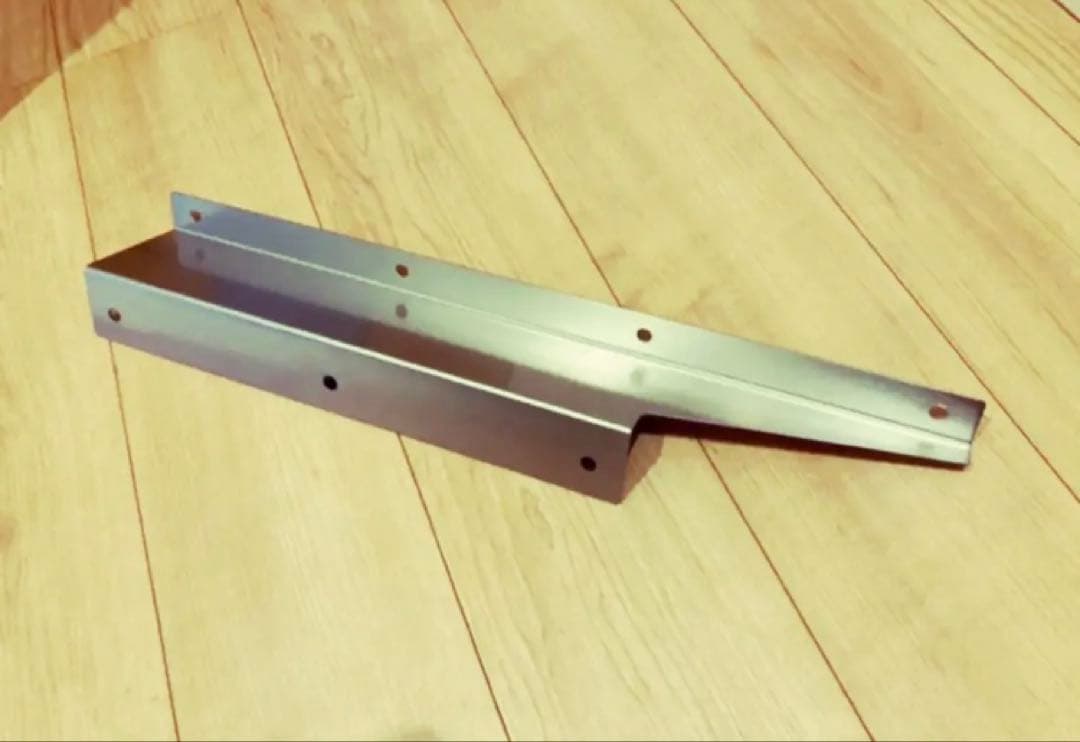 17プロフィア フロント泥よけ 前出しステー