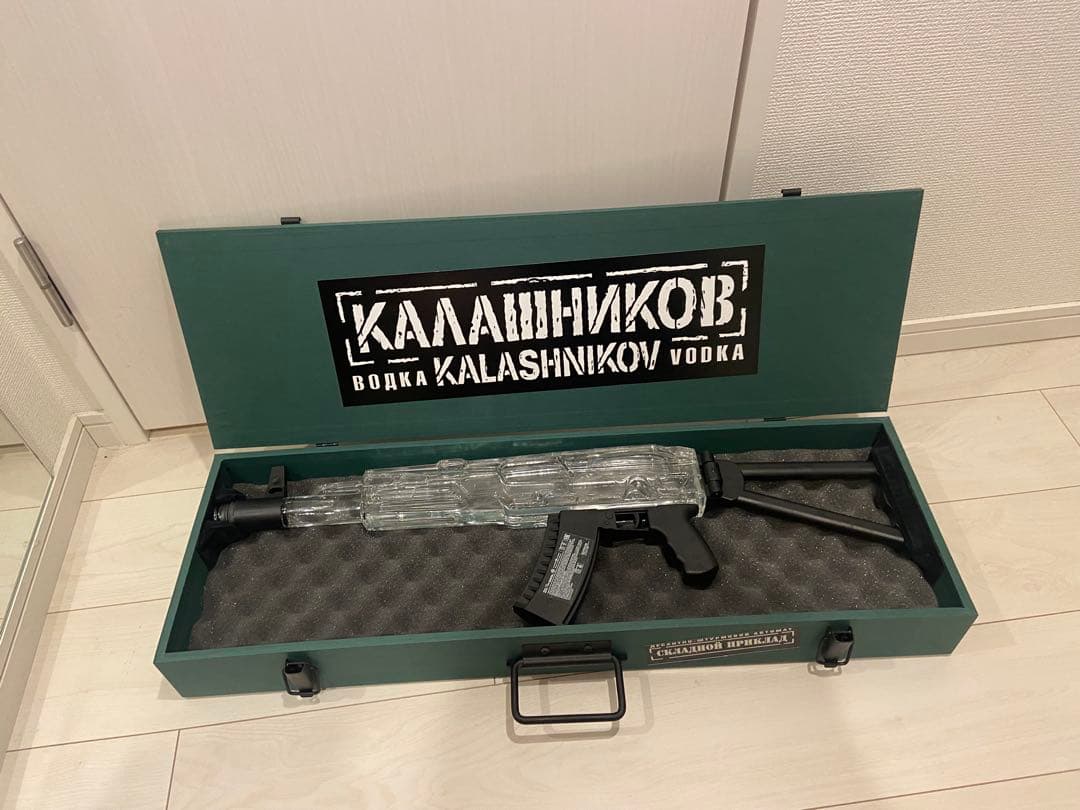 ピザデブ様専用】【未開封】【美品】カラシニコフ ウォッカ - メルカリ