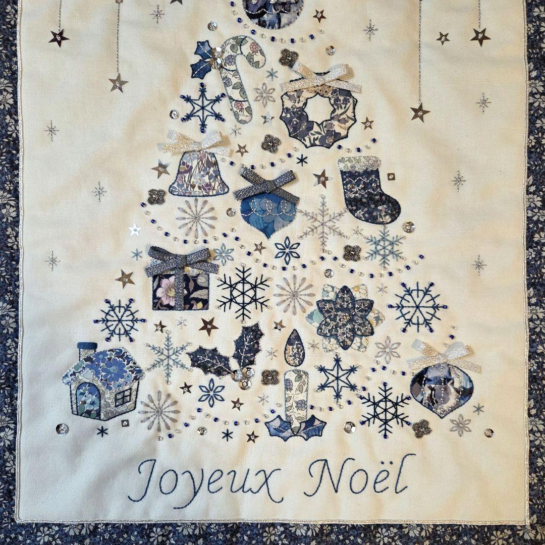 ■専用■アップリケタペストリー完成品《ノエル～青の世界～》