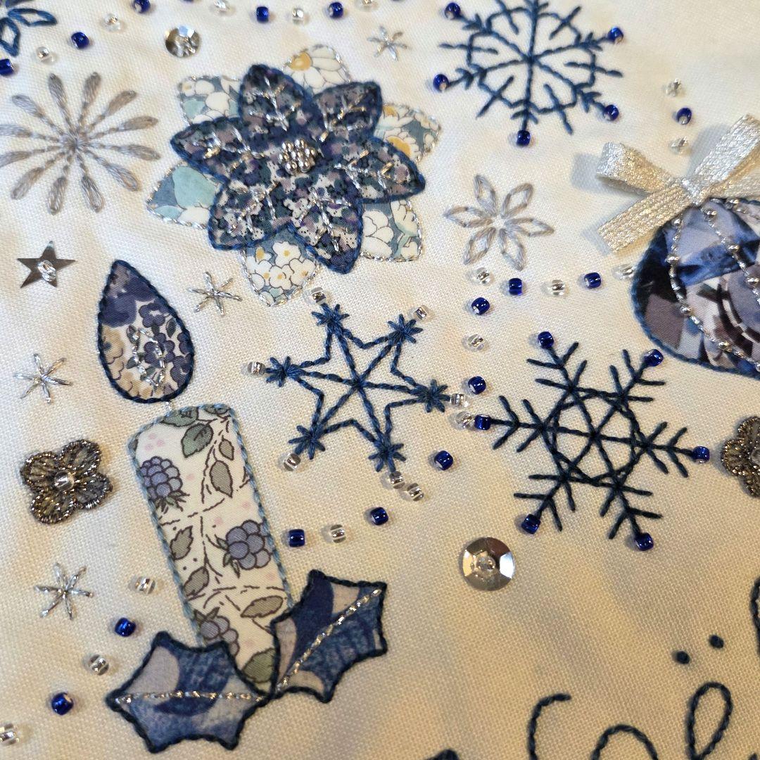 ■専用■アップリケタペストリー完成品《ノエル～青の世界～》