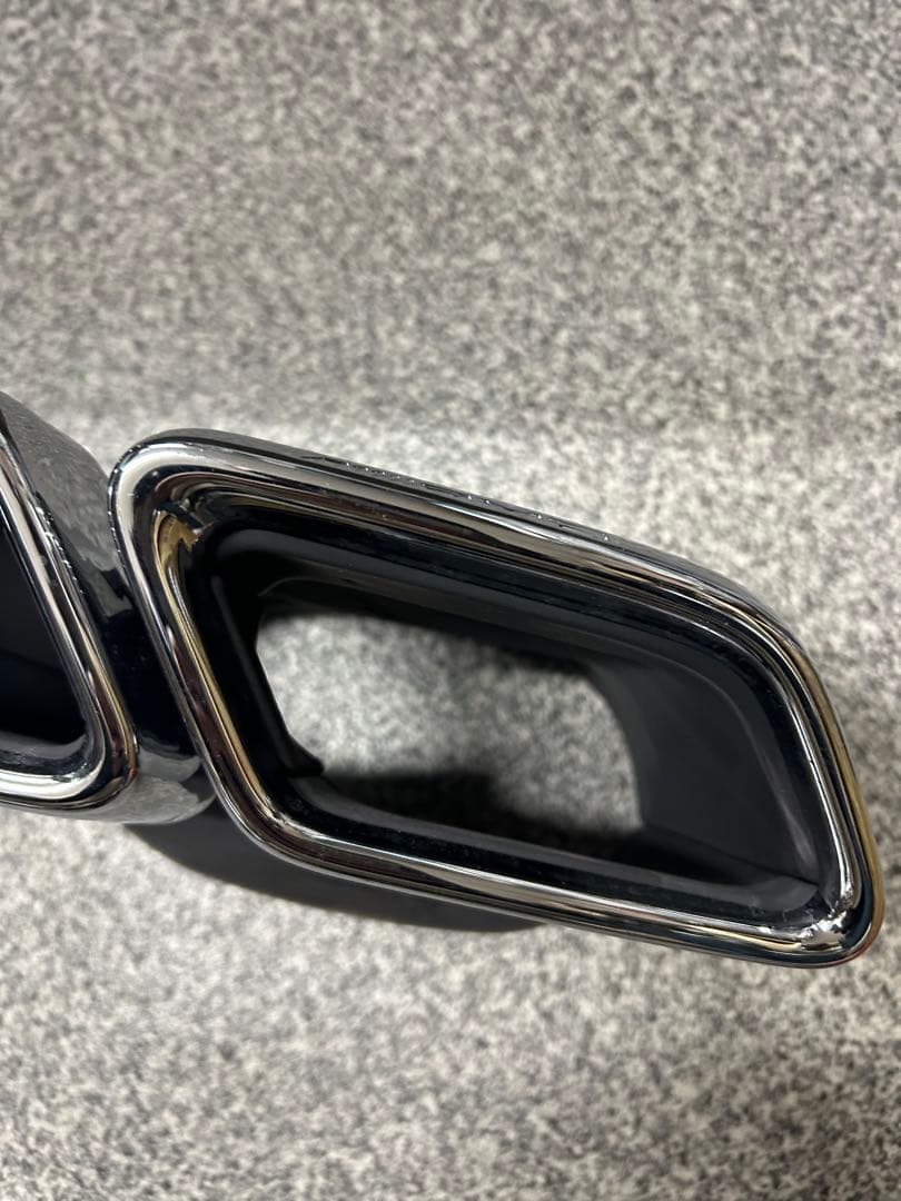 a*a様 メルセデスベンツ AMG 純正マフラーカッター？ - メルカリ