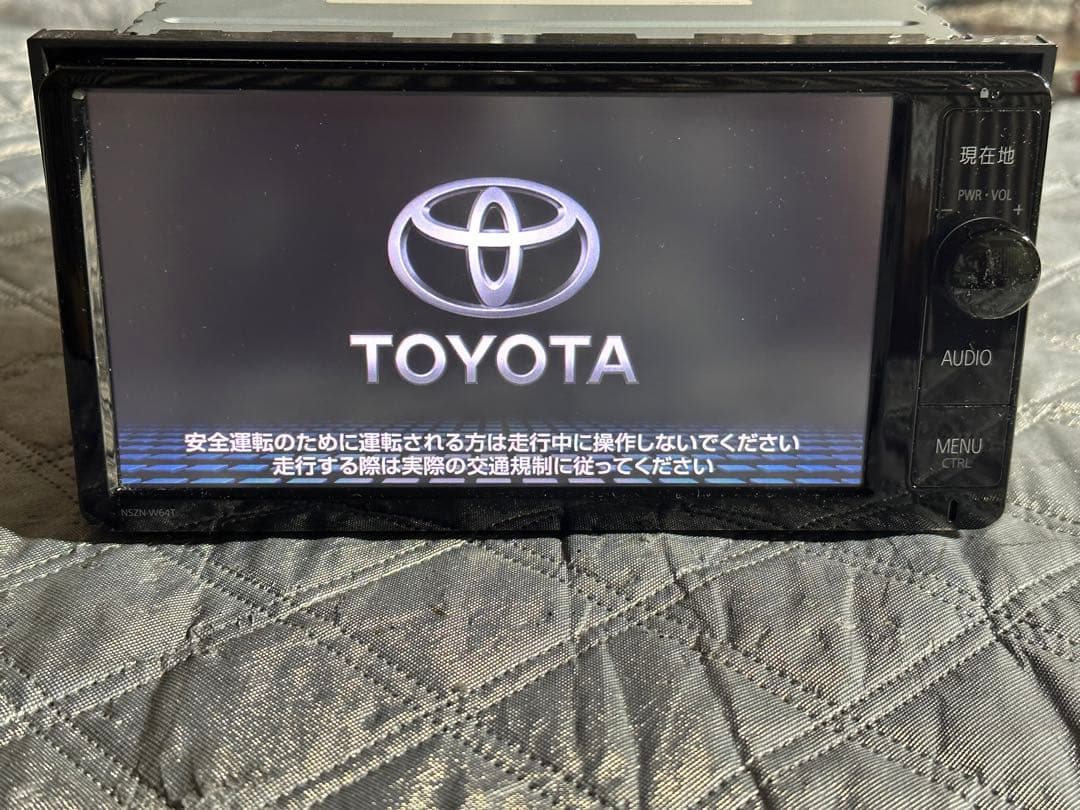 トヨタ 純正 ナビ 7インチ ワイド NSZN-W64T - メルカリ